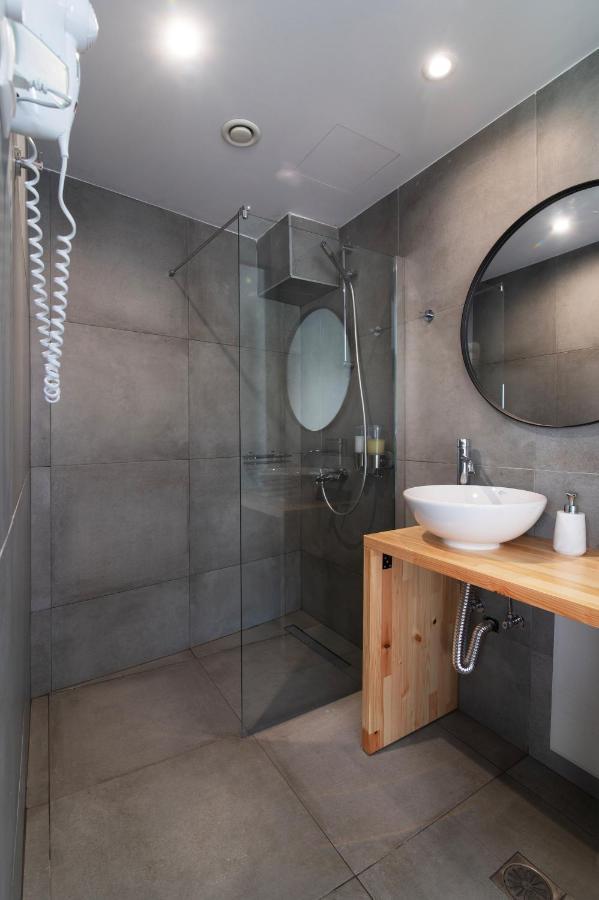 Olvia Suites Atene Esterno foto